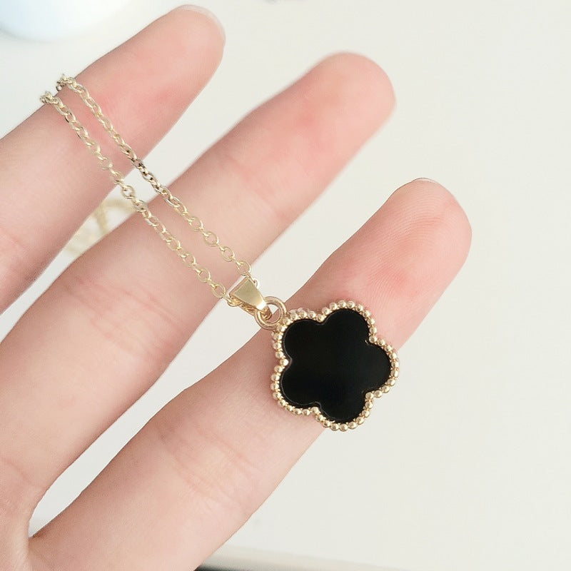 Lucky Grass Flower Necklace Female Niche Fashion